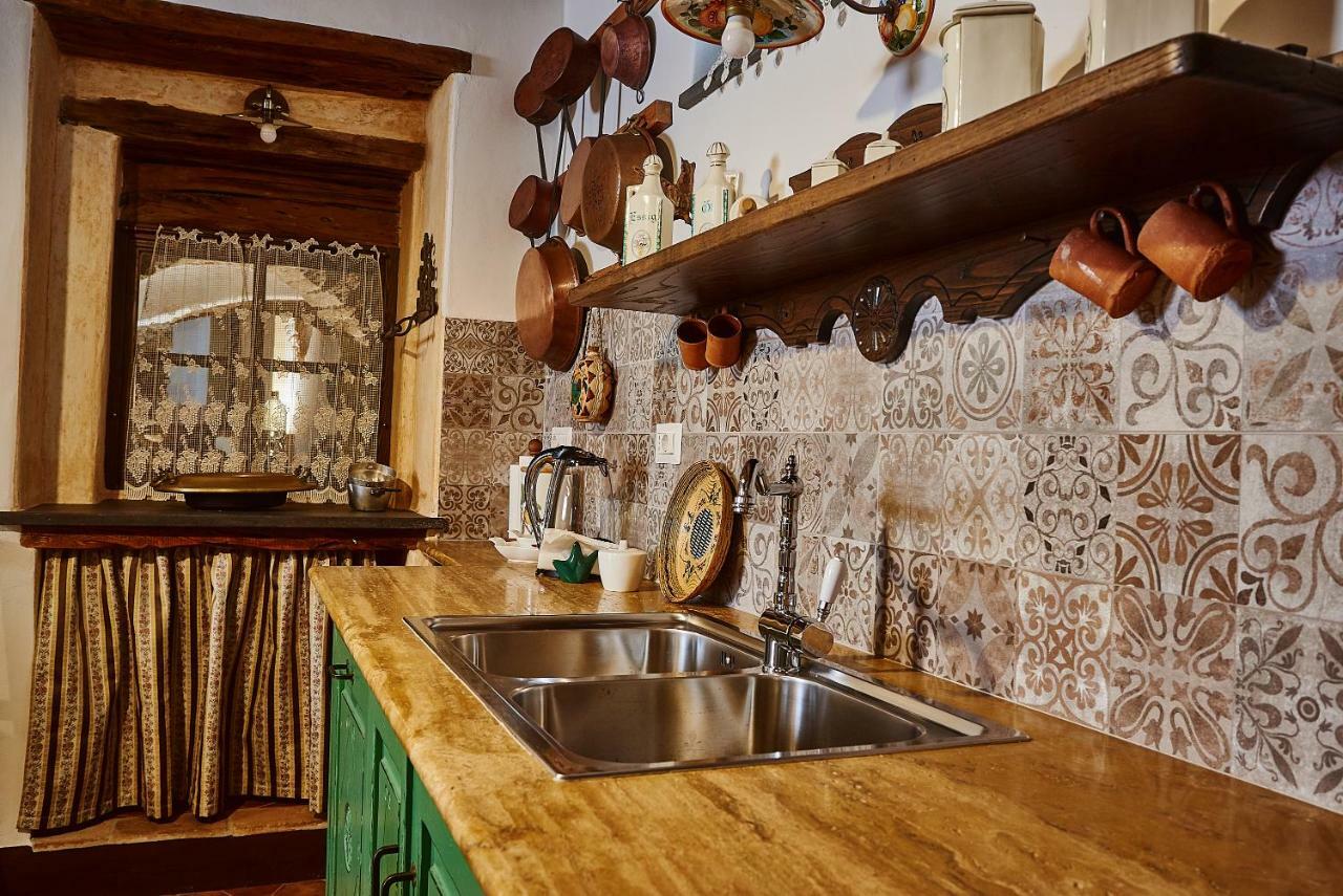 La Casa Del Balivo Hotel Dorgali Ngoại thất bức ảnh